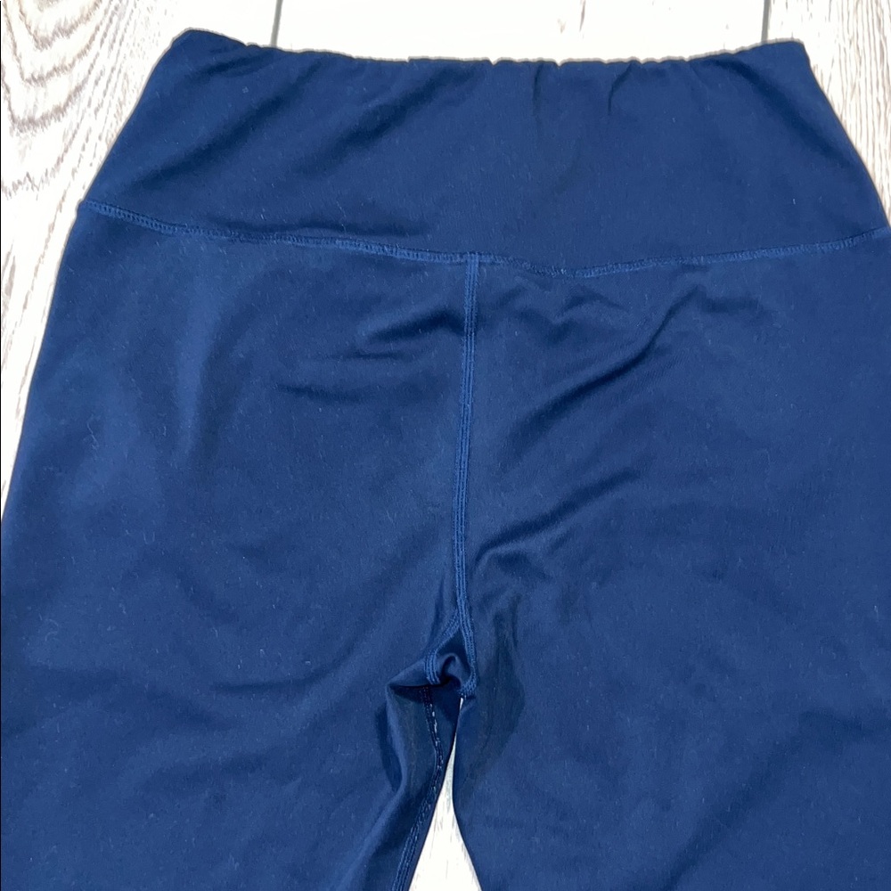Promover Navy Active Leggings - Picture 4 of 5